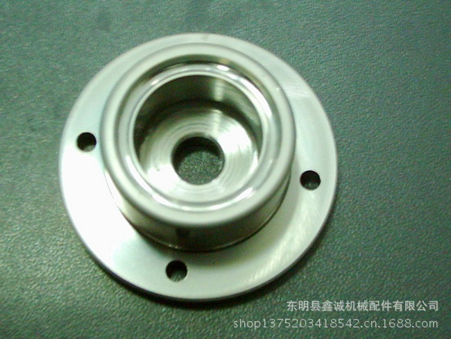 我公司加工多種機械配件零件。質量保證。價格低廉、